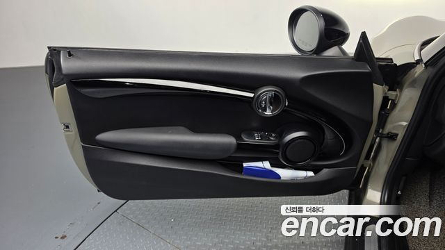 Mini Cooper 2019 — photo 14