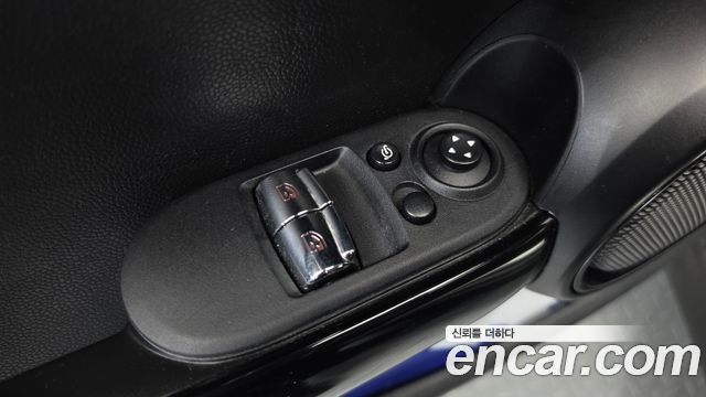 Mini Cooper 2019 — photo 28