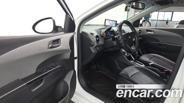 Chevrolet Korea Aveo 2013 — photo 13