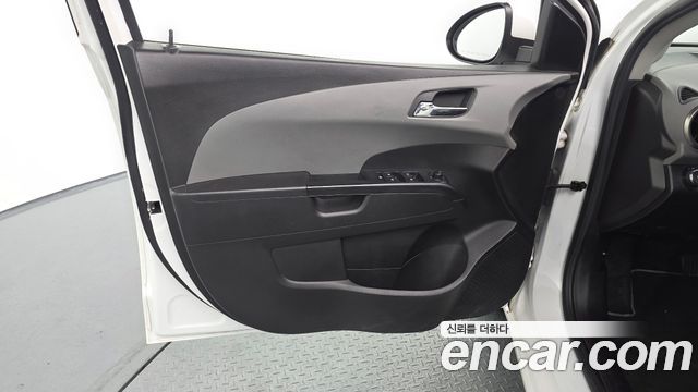 Chevrolet Korea Aveo 2013 — photo 14