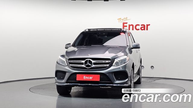 Mercedes-Benz GLE-Class 2018 — photo 3