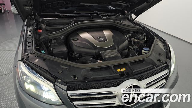 Mercedes-Benz GLE-Class 2018 — photo 6