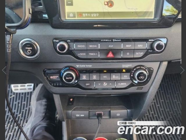 Kia Niro 2019 — photo 13