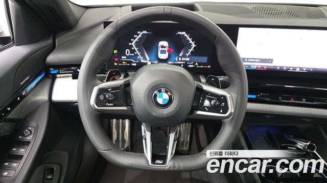 BMW 5-Series 2024 — photo 21