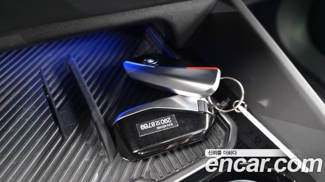 BMW 5-Series 2024 — photo 23