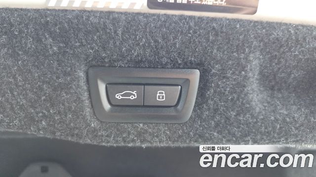 BMW 5-Series 2024 — photo 25