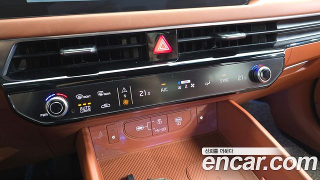 Kia K8 2025 — photo 30