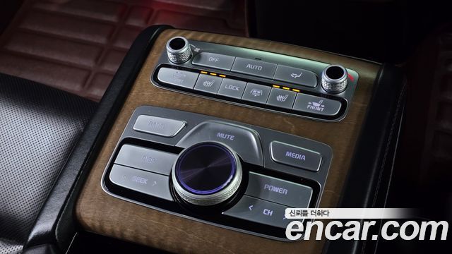 Kia K9 2022 — photo 28