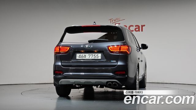 Kia Sorento 2018 — photo 4