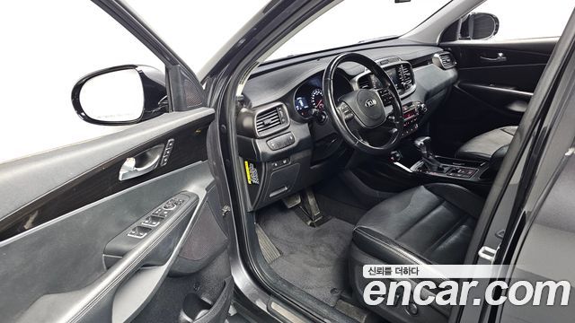 Kia Sorento 2018 — photo 13