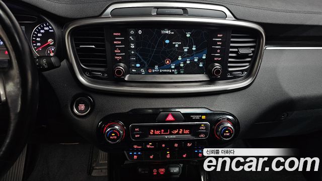 Kia Sorento 2018 — photo 20