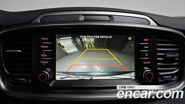 Kia Sorento 2018 — photo 21