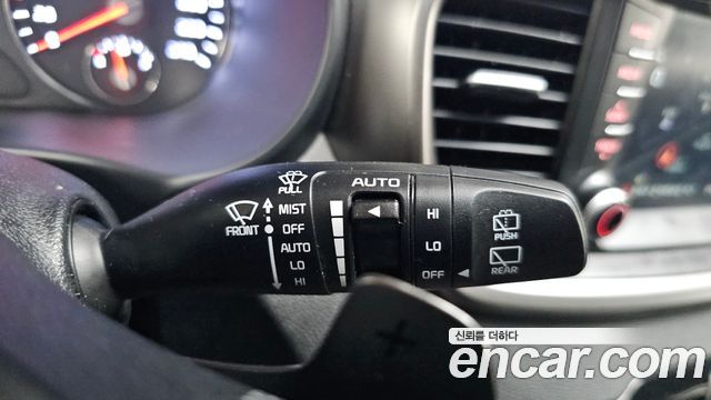 Kia Sorento 2018 — photo 24