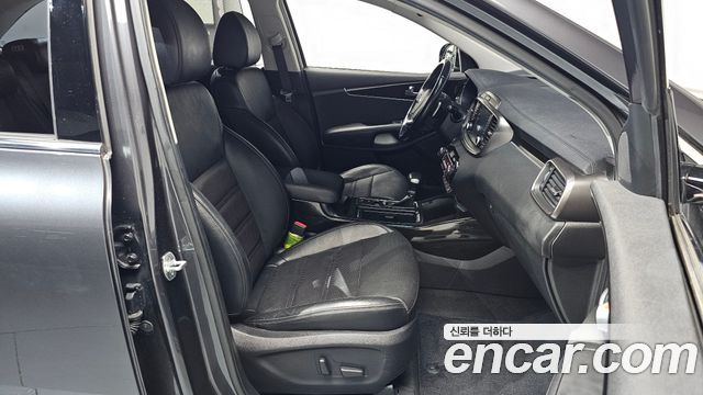Kia Sorento 2018 — photo 16