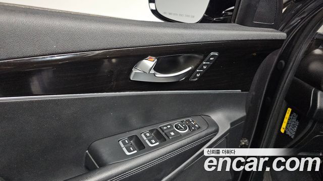 Kia Sorento 2018 — photo 28
