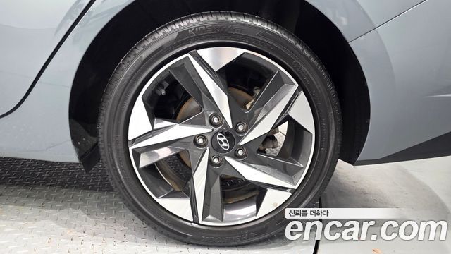 Hyundai AVANTE 2022 — photo 7