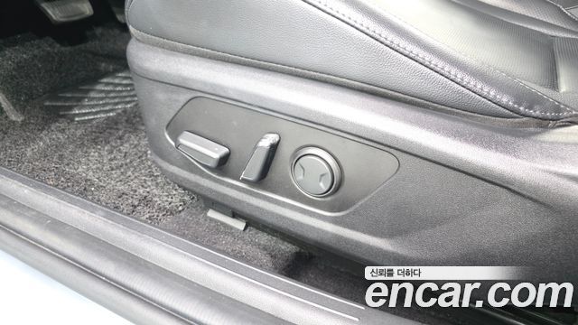 Hyundai AVANTE 2022 — photo 31