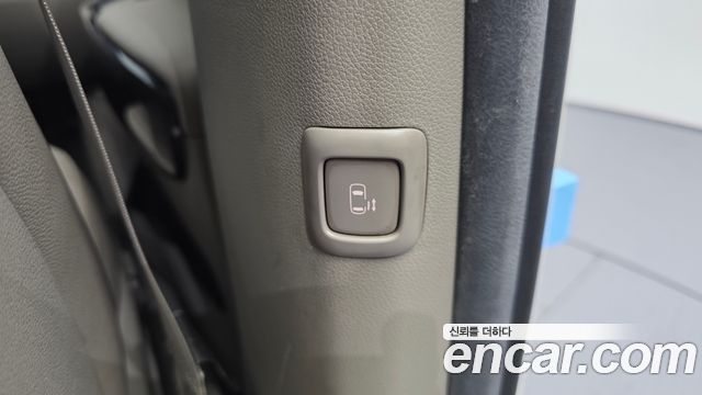 Kia Canival 2015 — photo 29