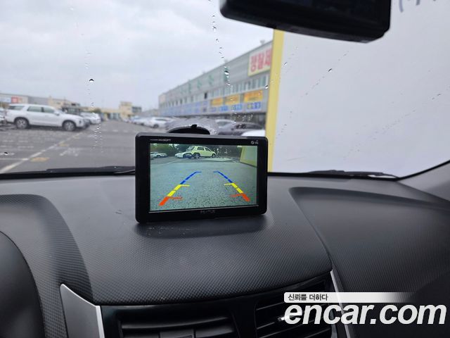 Hyundai Accent 2015 — photo 13