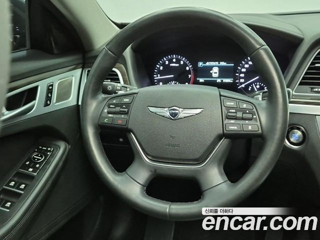 Genesis G80 2018 — photo 9
