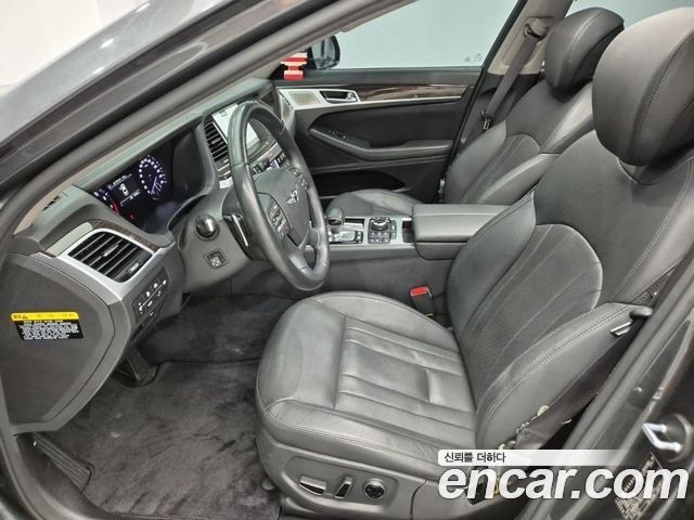 Genesis G80 2018 — photo 11