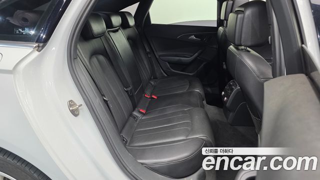 Audi A6 2018 — photo 12
