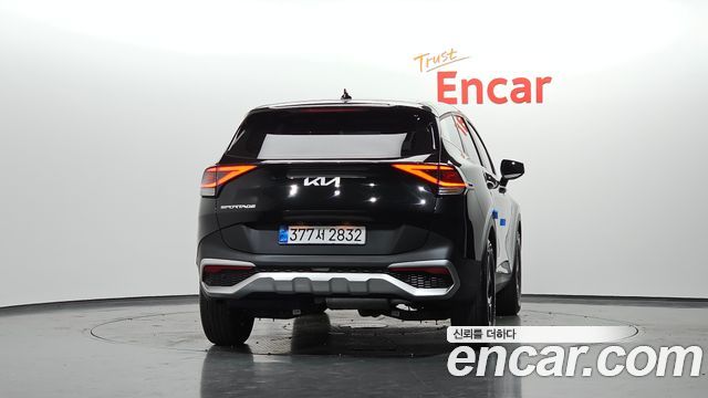 Kia Sportage 2023 — photo 4