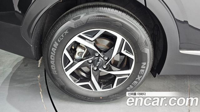 Kia Sportage 2023 — photo 5