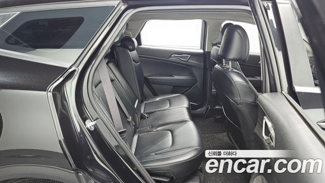 Kia Sportage 2023 — photo 11