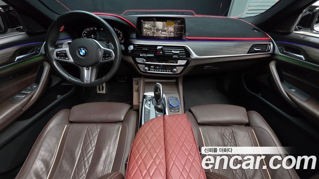 BMW 5-Series 2020 — photo 10