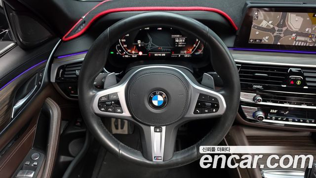 BMW 5-Series 2020 — photo 18