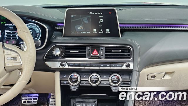 Genesis G70 2020 — photo 20