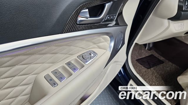 Genesis G70 2020 — photo 27