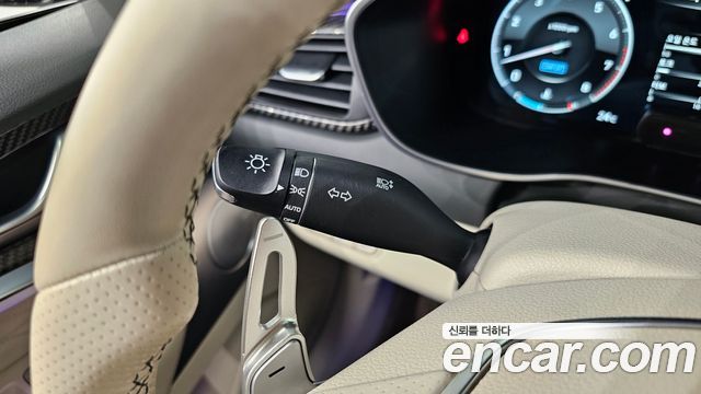 Genesis G70 2020 — photo 29