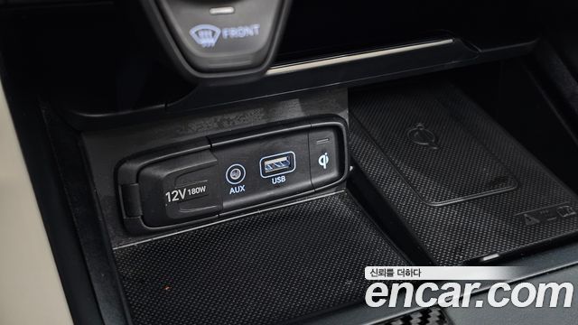 Genesis G70 2020 — photo 34