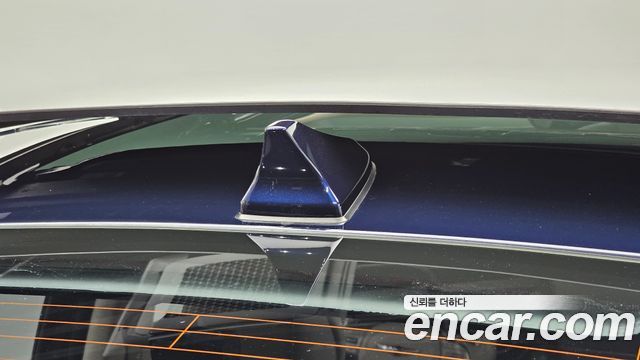 Genesis G70 2020 — photo 40