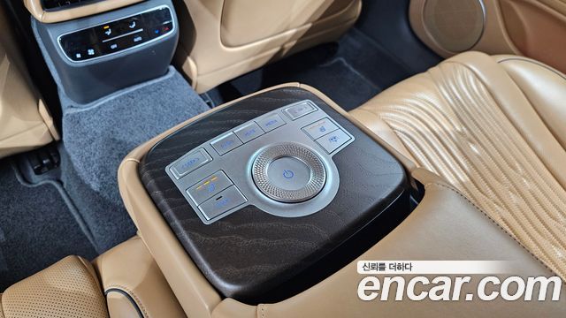 Genesis G80 2021 — photo 24