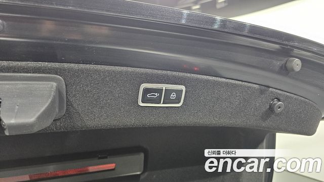 Genesis G80 2021 — photo 26