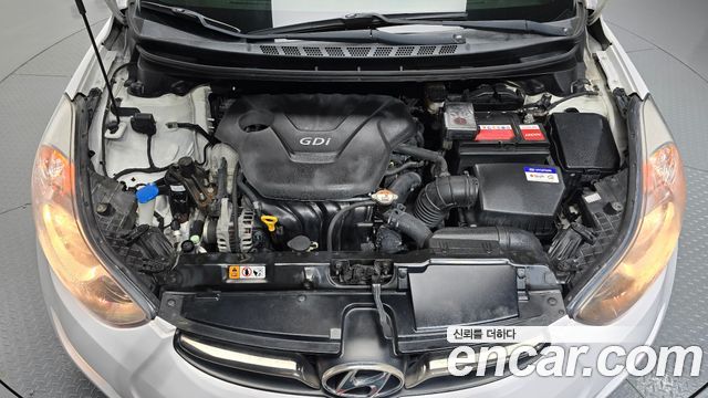 Hyundai AVANTE 2012 — photo 6