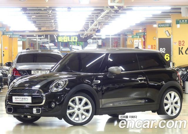 Mini Cooper 2020 — photo 2