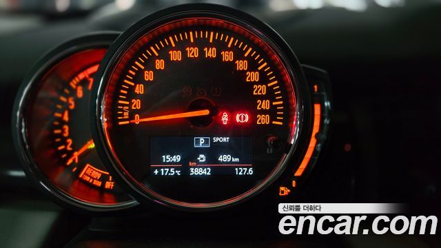 Mini Cooper 2020 — photo 8