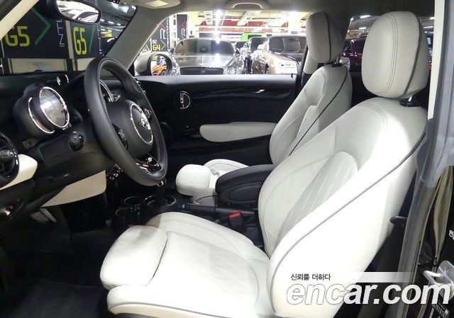 Mini Cooper 2020 — photo 10