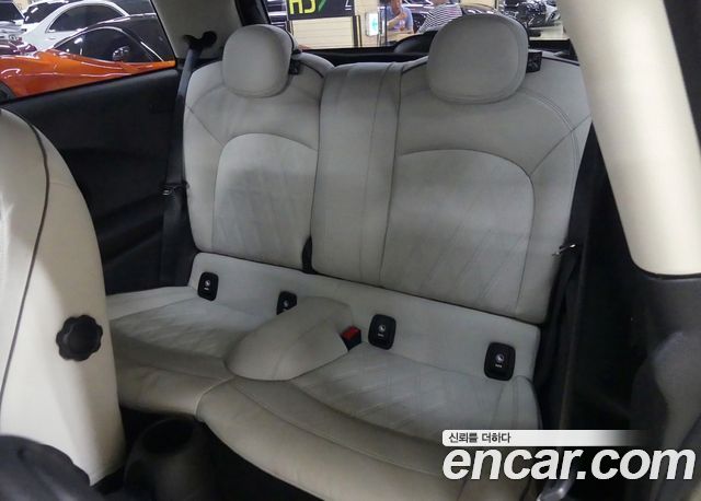 Mini Cooper 2020 — photo 11