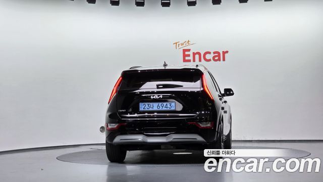 Kia Niro 2023 — photo 4
