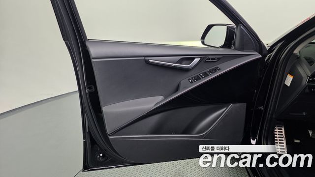 Kia Niro 2023 — photo 14