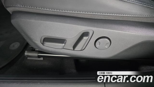 Kia Niro 2023 — photo 31