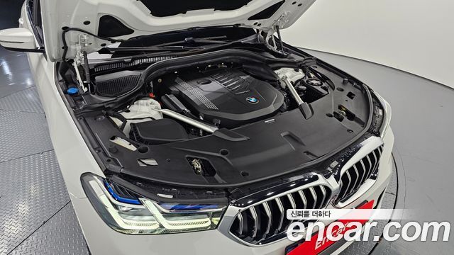 BMW Gran Turismo 2023 — photo 6