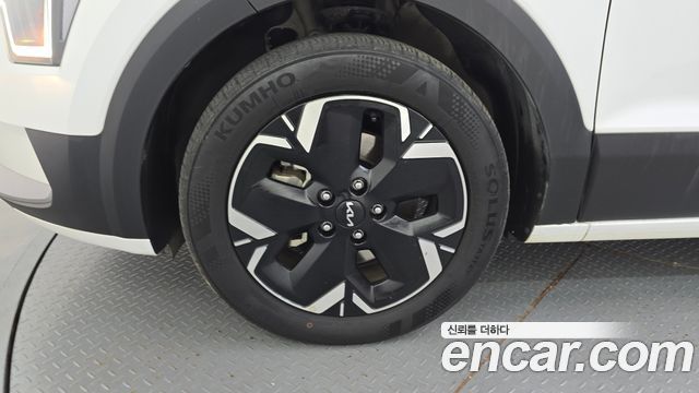Kia Niro 2023 — photo 5