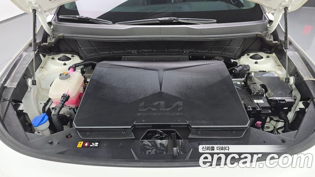 Kia Niro 2023 — photo 6