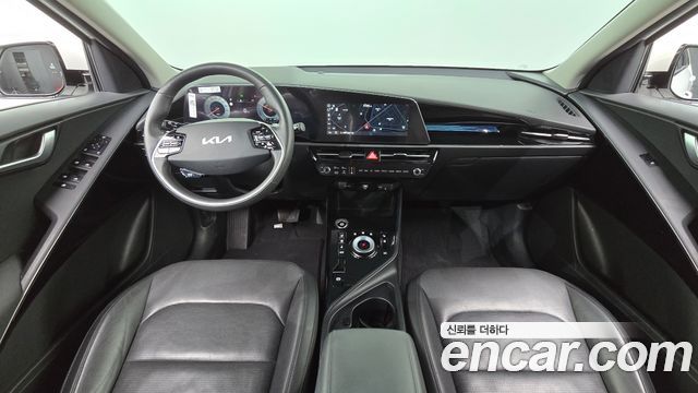 Kia Niro 2023 — photo 10